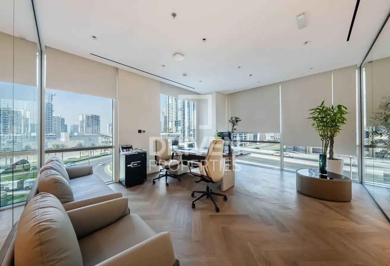 Prime Location | Desirable Office | Canal View