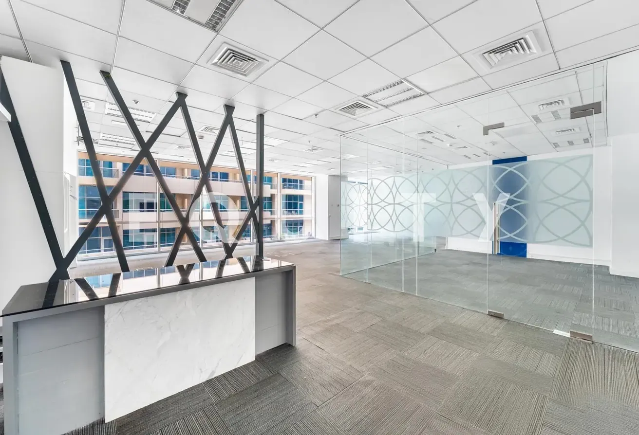 Corner Office | 5 Parking Spaces | Vacant Now