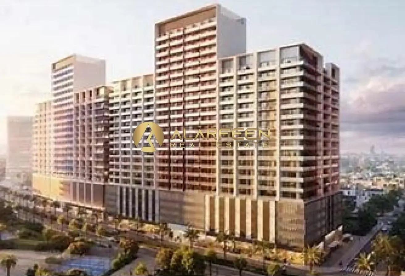 Facing Main Road| Prime Location| Spacious Office