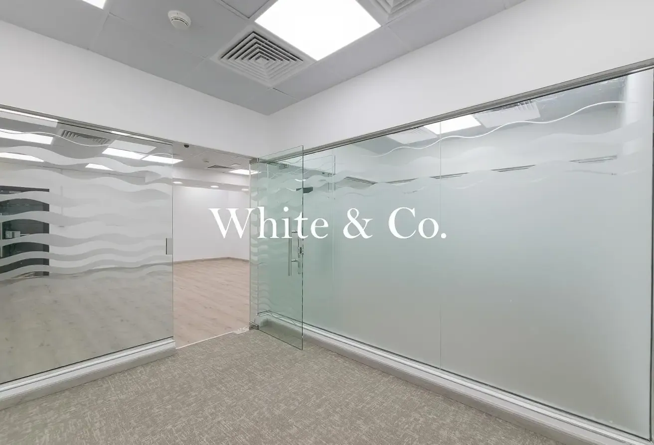 Fully Upgraded| High Floor|Prime Location