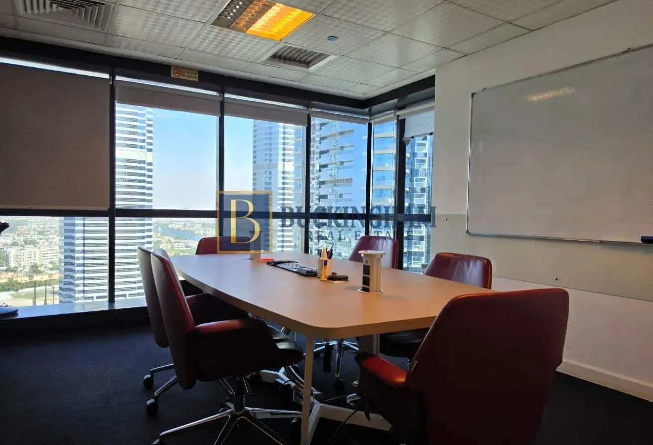 Fully Furnished I Vacant I Premium Office
