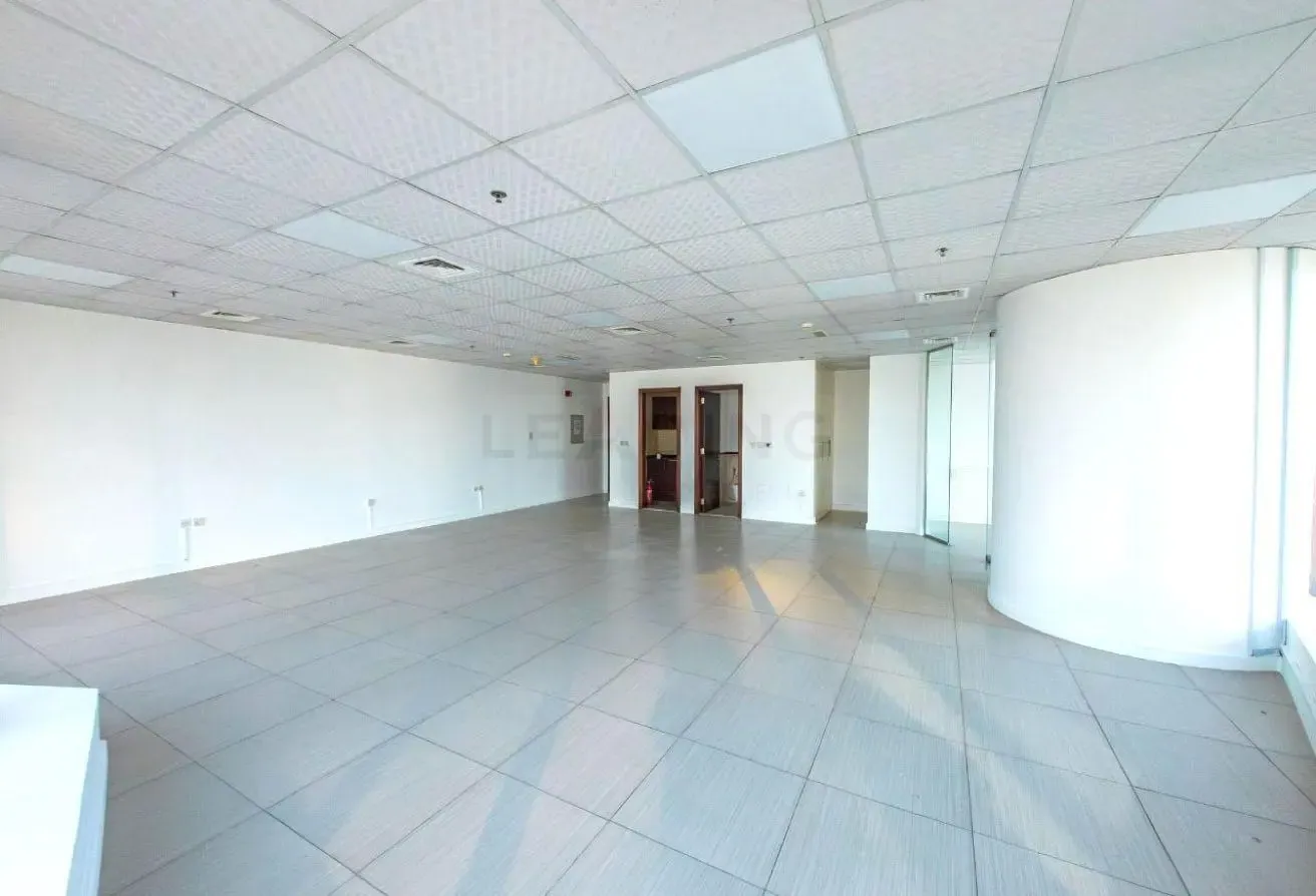 Spacious Fitted Office | Prime JLT Location | Lake