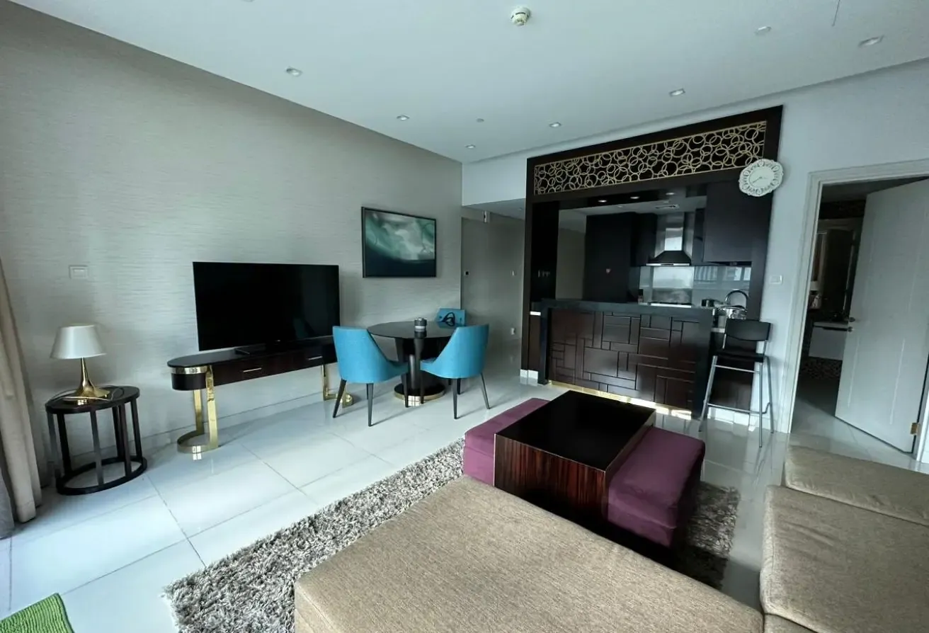 VACANT | MID FLOOR | 05 SERIES | AED 1.35M