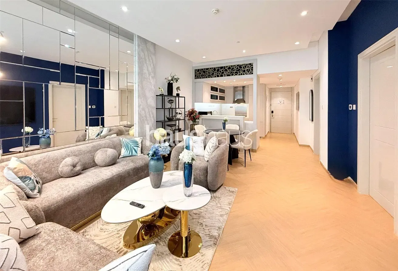 Vacant | Upgraded | Furnished | High Floor