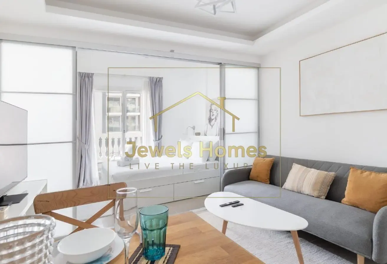 FULLY RENOVATED|UPGRADED|FURNISHED