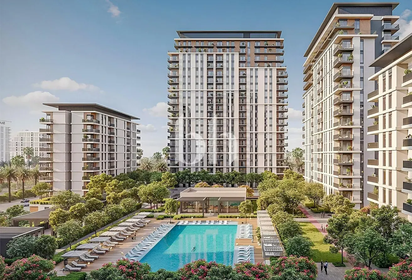 Pool View unit | Building 1A | Close to Mall