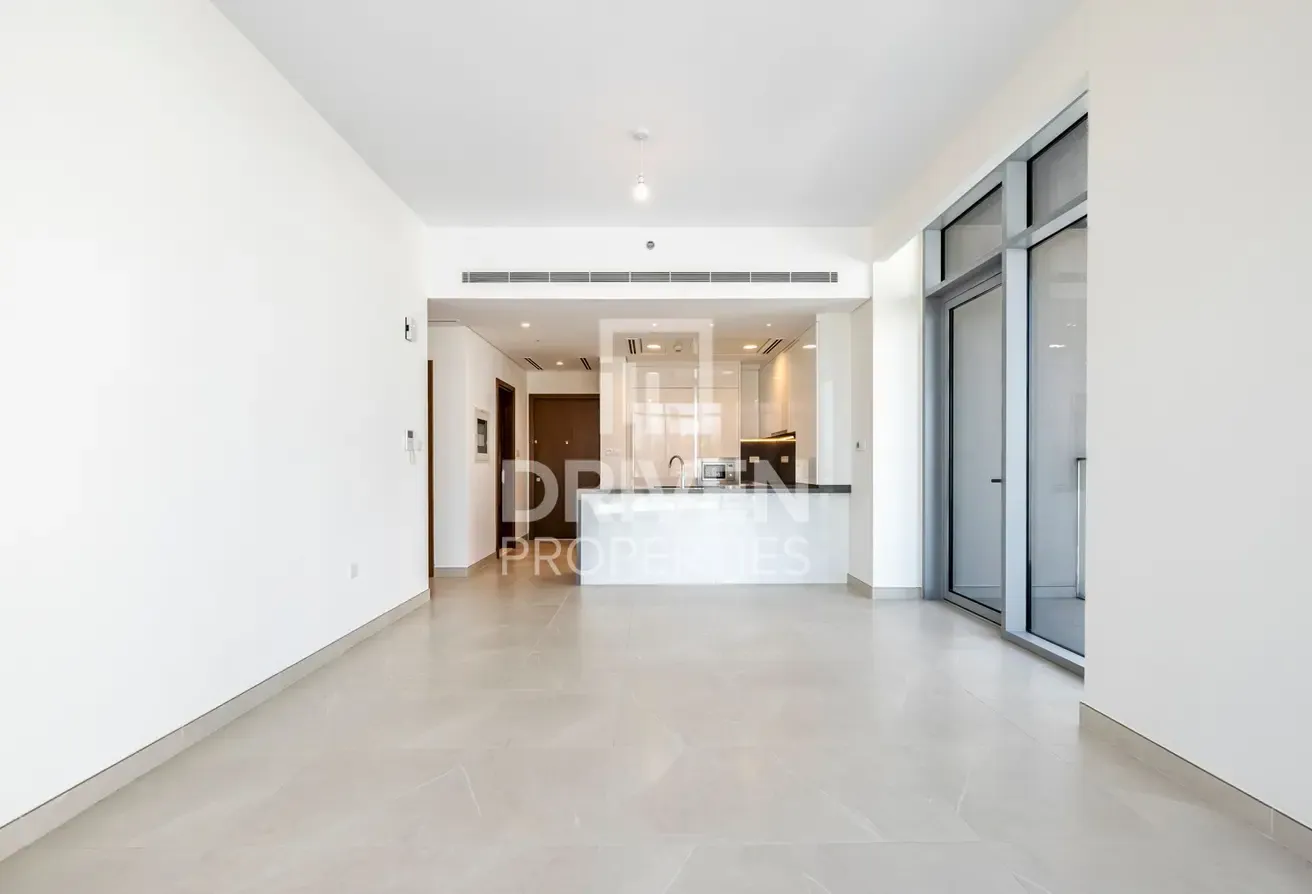 Corner Unit Apt | Canal and Burj Khalifa Views