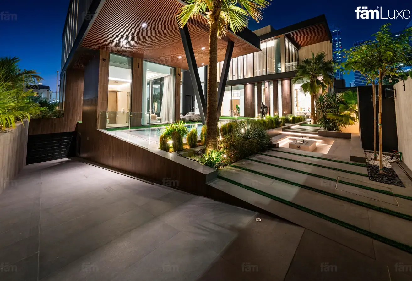 Freehold | Rooftop | 5 Bed | Brand New | Basement