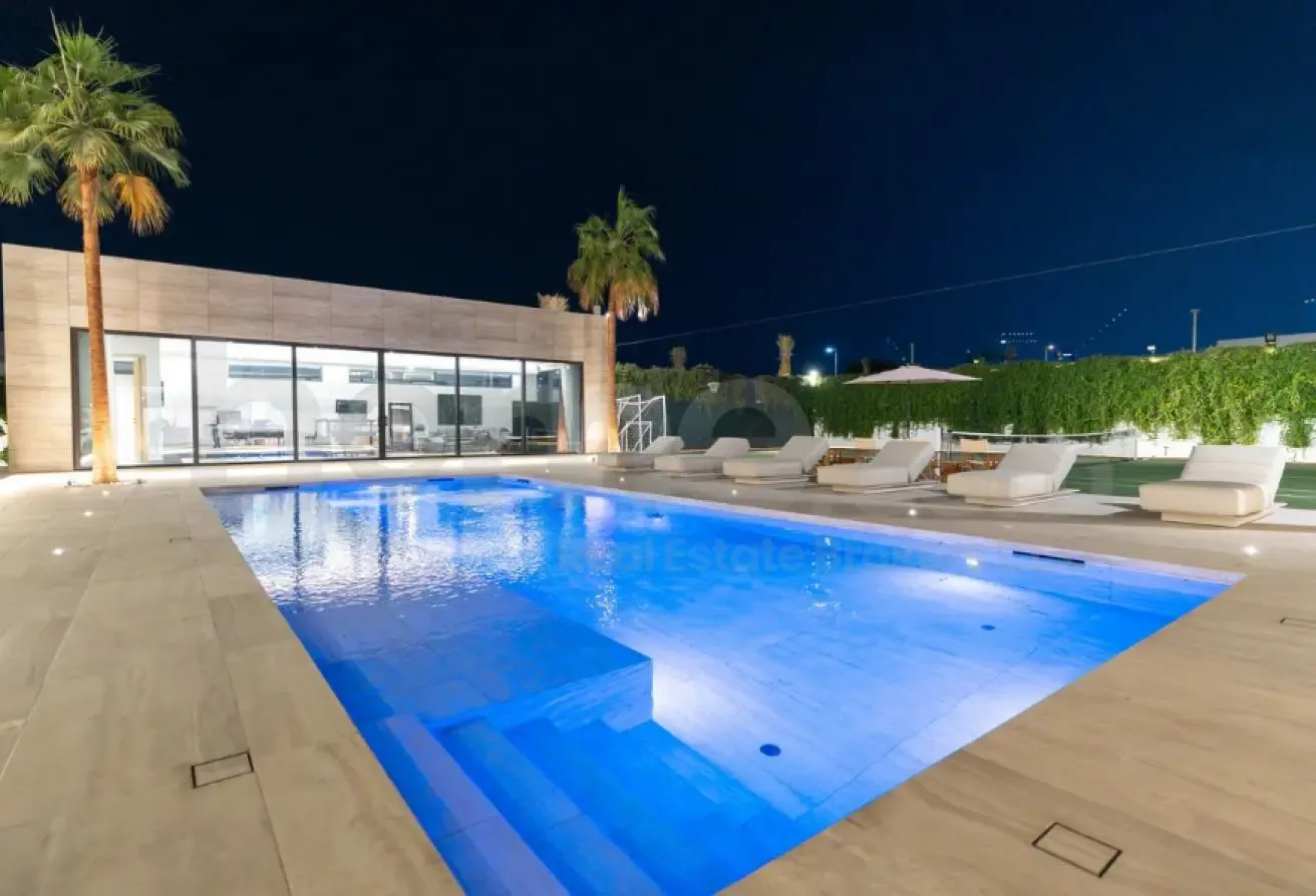 Exclusive Luxury Mansion | 20,025 sqft Plot Size