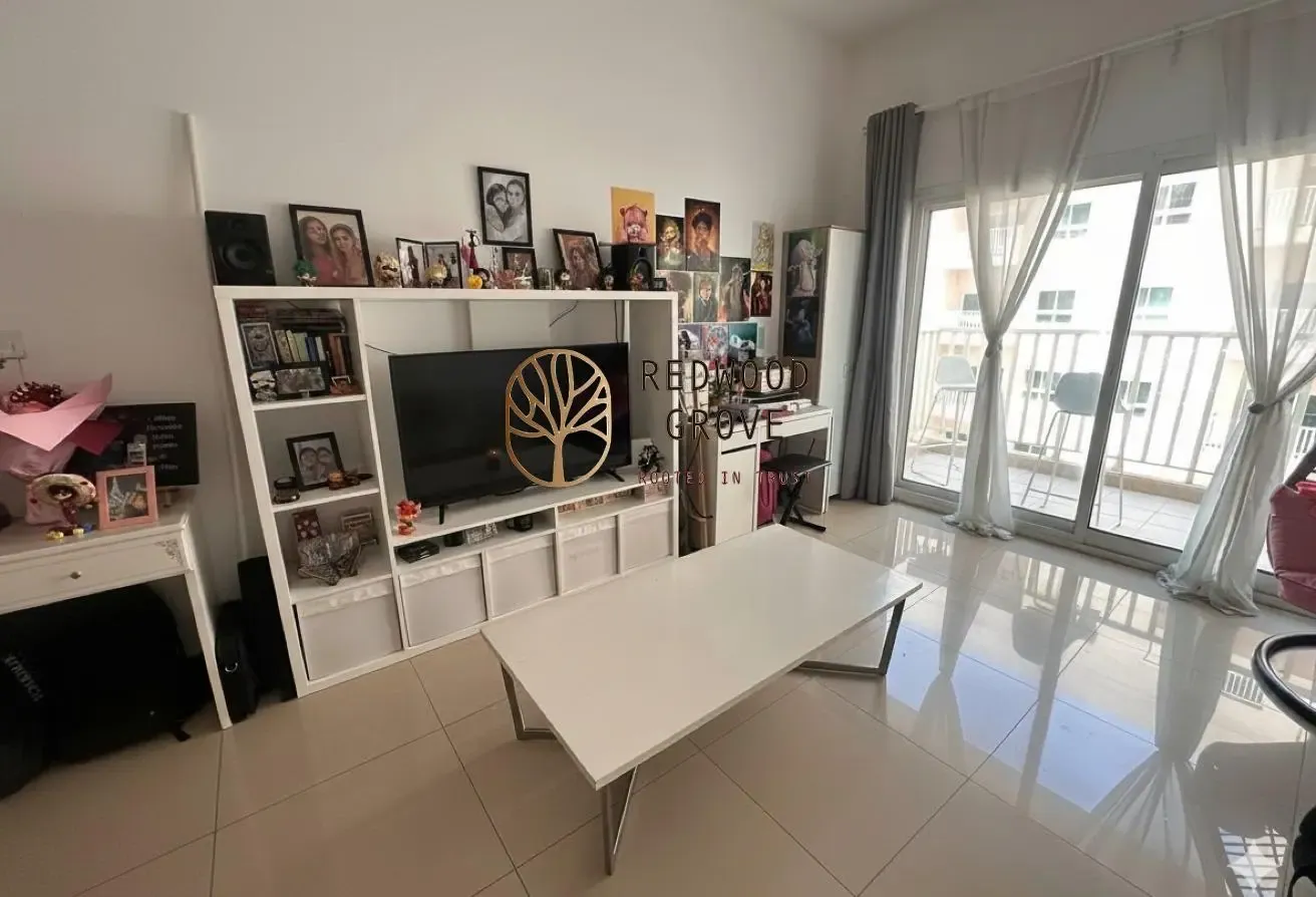 Modern Urban Living | 1-Bedroom Apartment in IMPZ