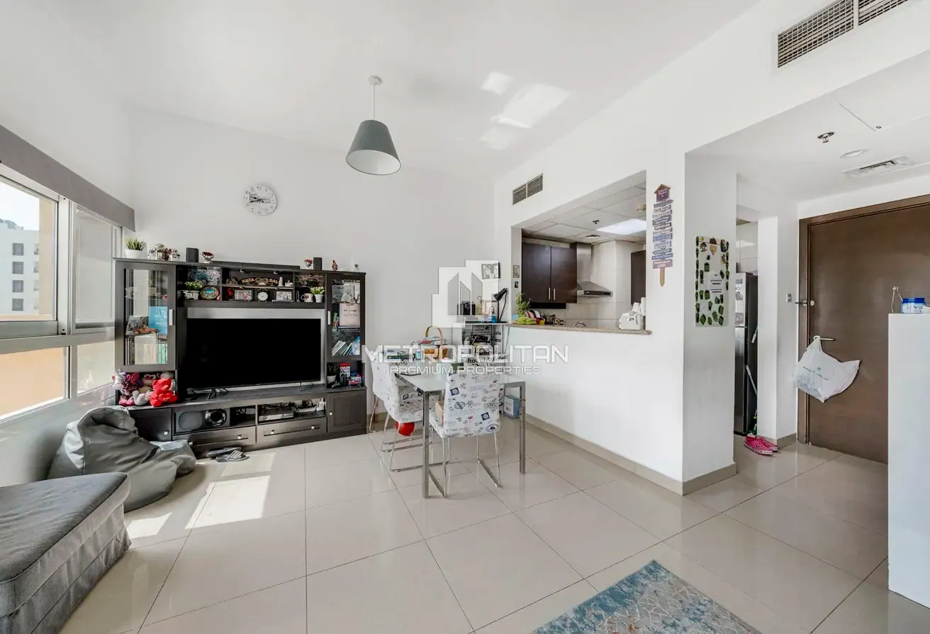 Rented till Aug 26 | 2Bedrooms + Maid | High Floor
