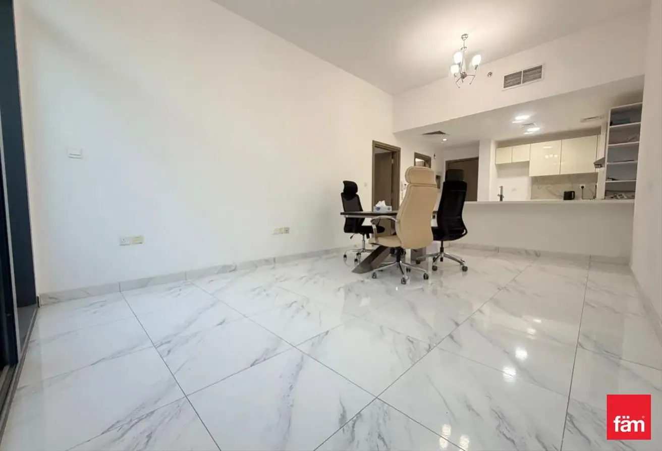 Spacious 1br | New Build | Vacant Now
