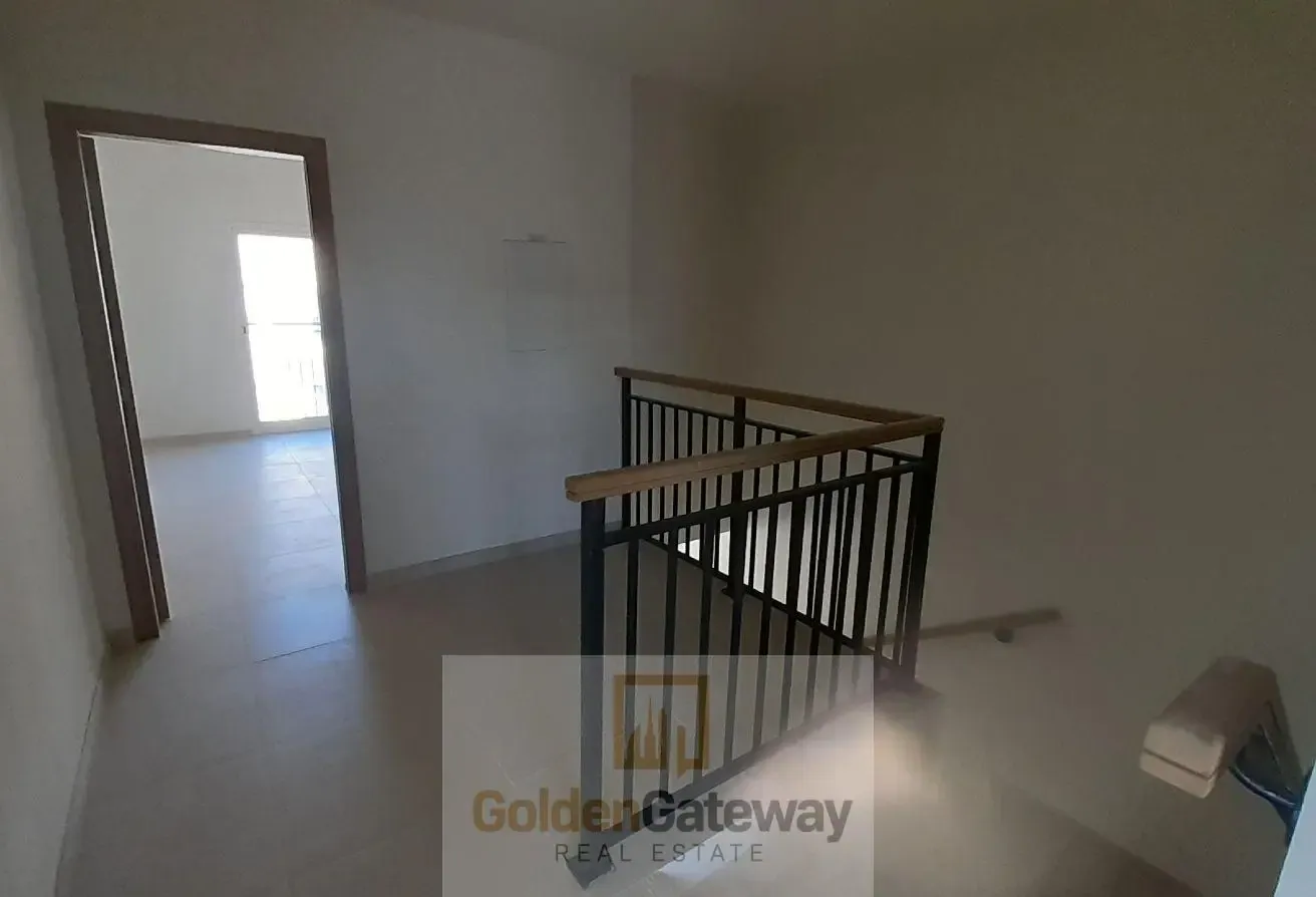 Amaranta | 4 BR Townhouse | Single Row