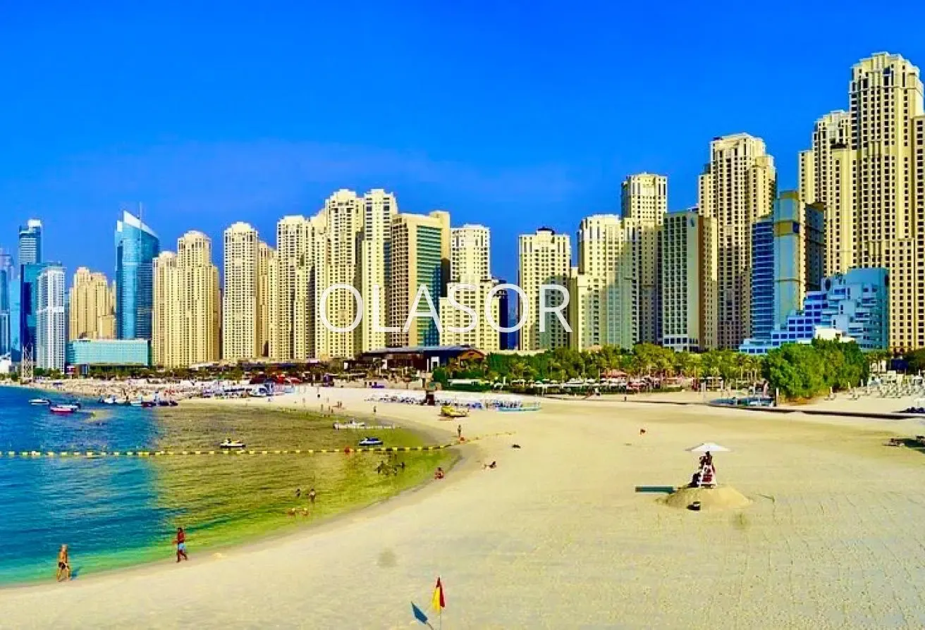 LUXE | Marina Views | Pet Friendly | Direct Beach