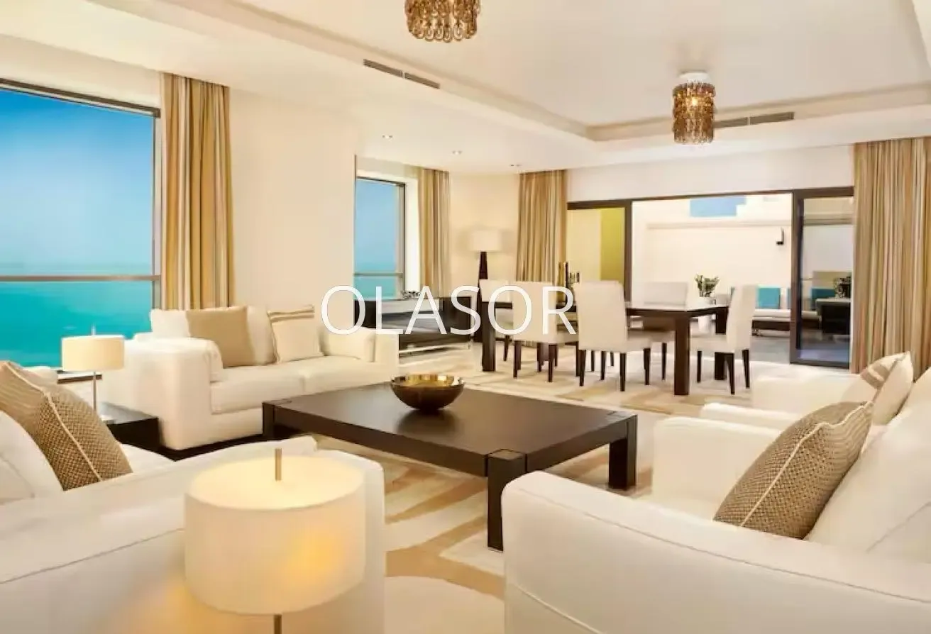 LUXE | Panoramic Sea Views | Serviced | All Bills
