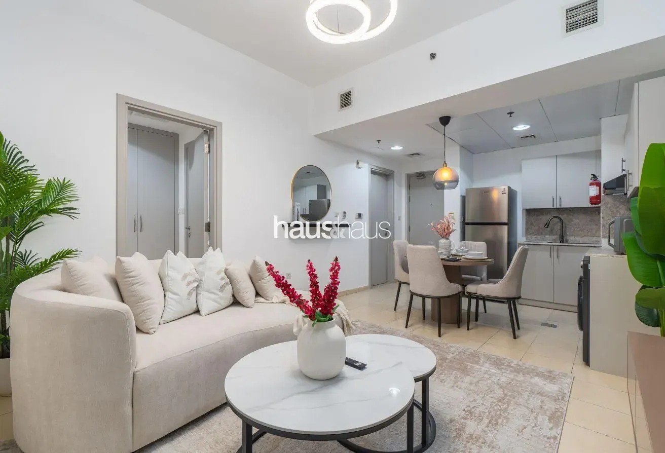 Newly Furnished | Well-connected | JVC