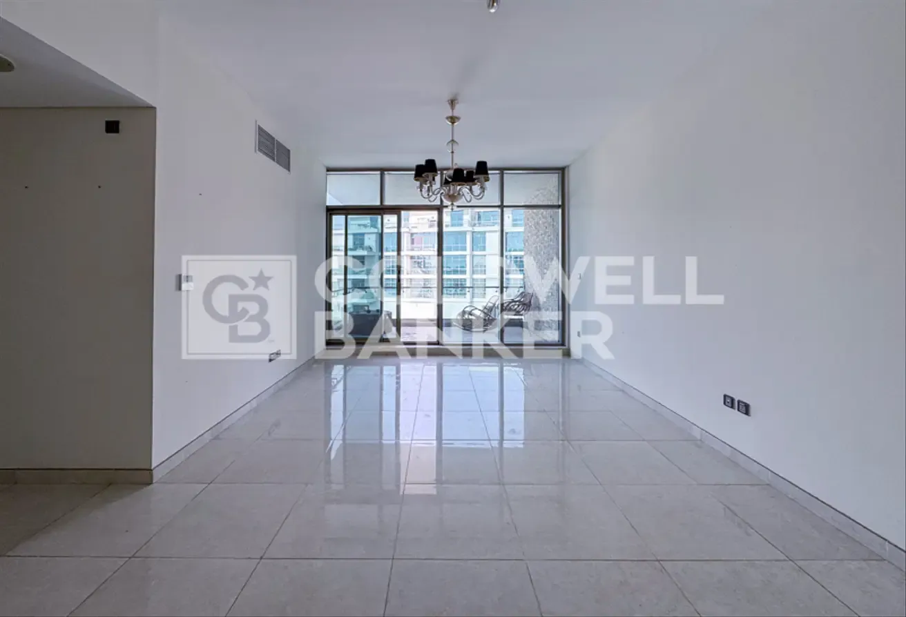 Well Maintained 2BR | Vacant | Community View