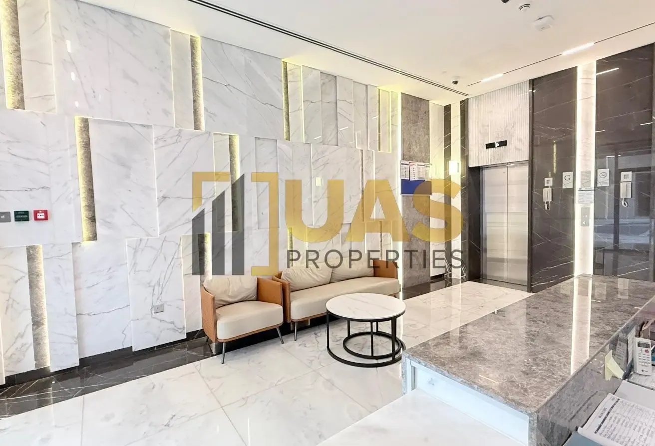 Luxury Apartments | 35 DaysFree| Close Kichen