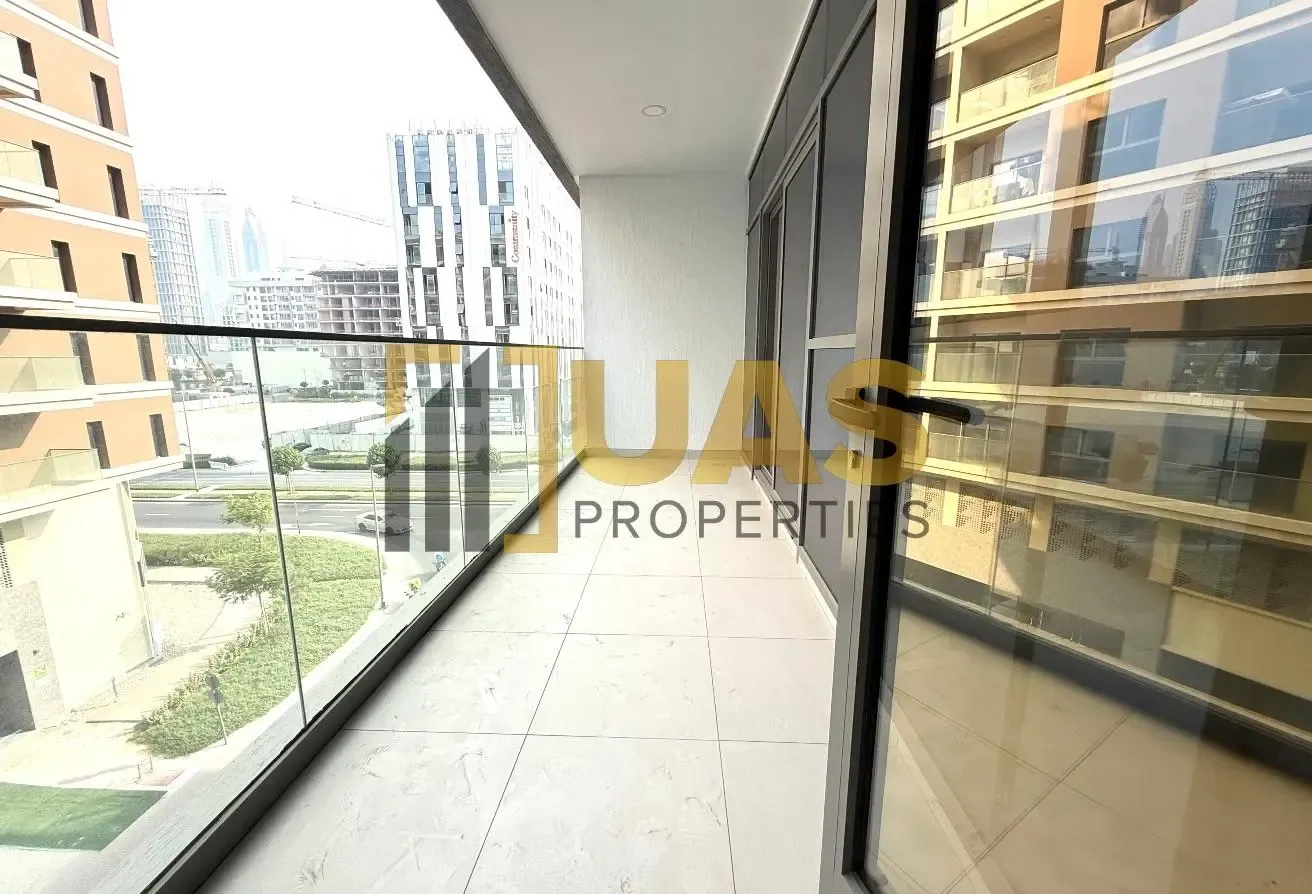 Lavish Brand new | 30Days Free | Huge Balcony