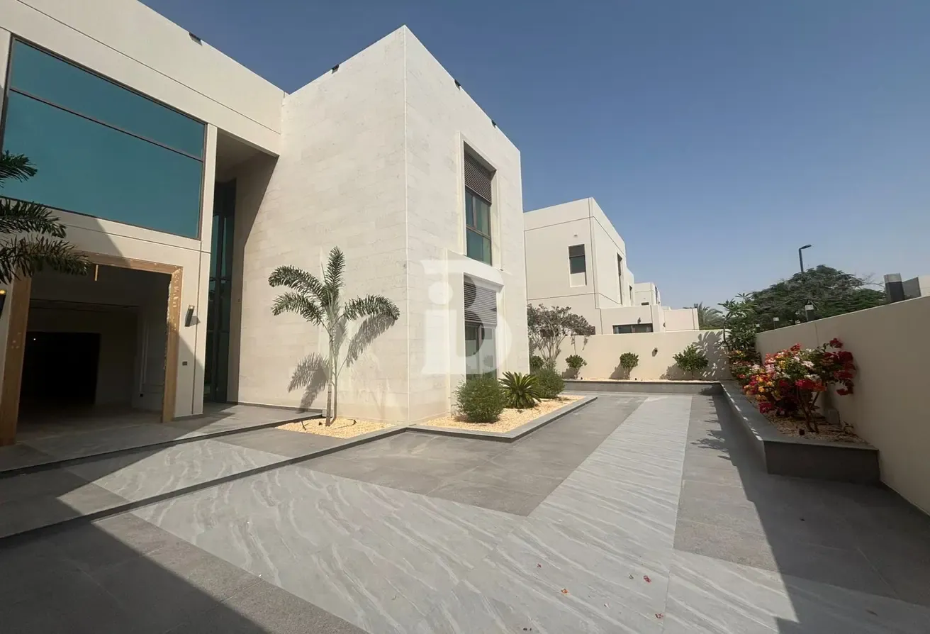 Spacious |Newly Upgraded |Furnished |Inquire Now