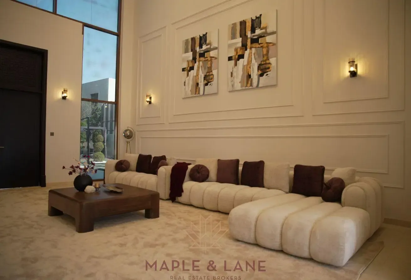 Elegant 5BR Modern Villa | Premium Living