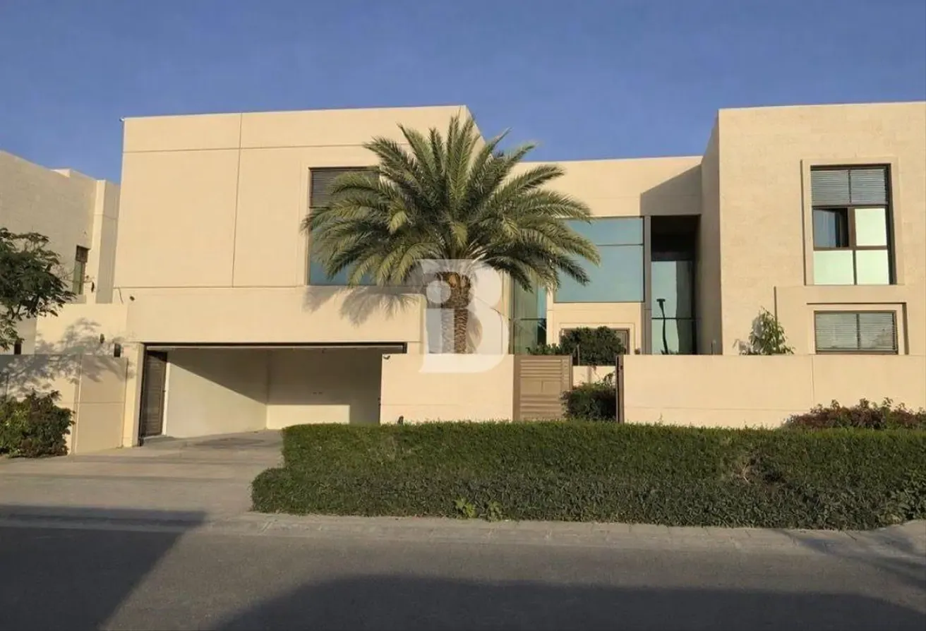 Spacious 5 Bedroom Villa | Inquire Now