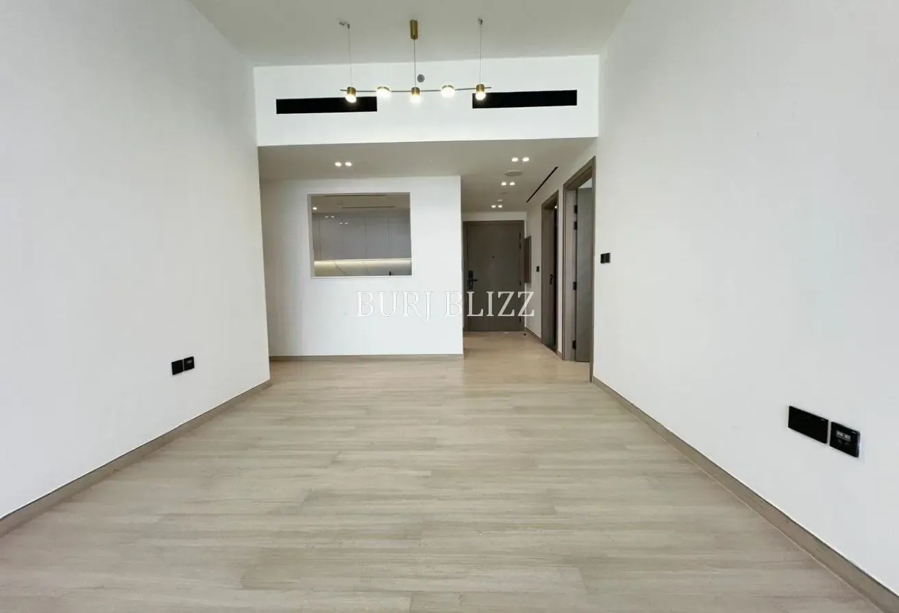 Contemporary Layout | Pool View | Near Circle Mall