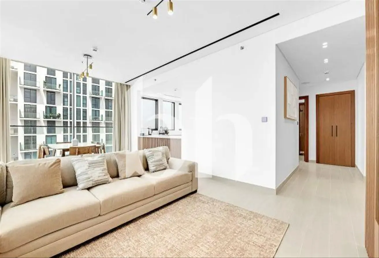 Vacant | Ready To Move | Private Pool | Spacious