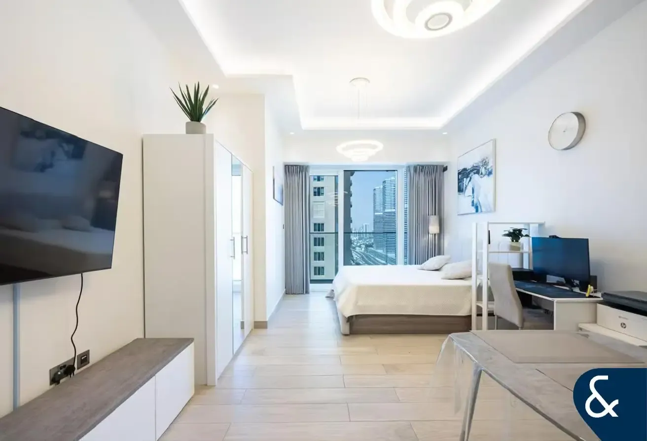 Studio Apartment | Furnished | Available Now