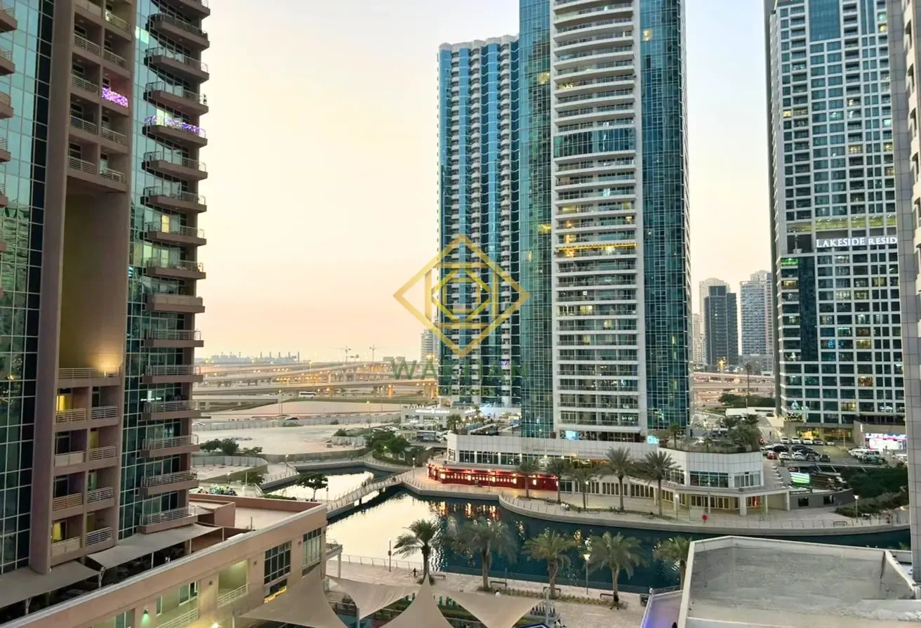 Lake View | Next to Metro | Furnished | Vacant
