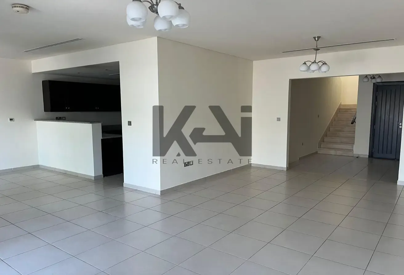 Spacious | 3BR+Maids | Family Friendly | Vacant