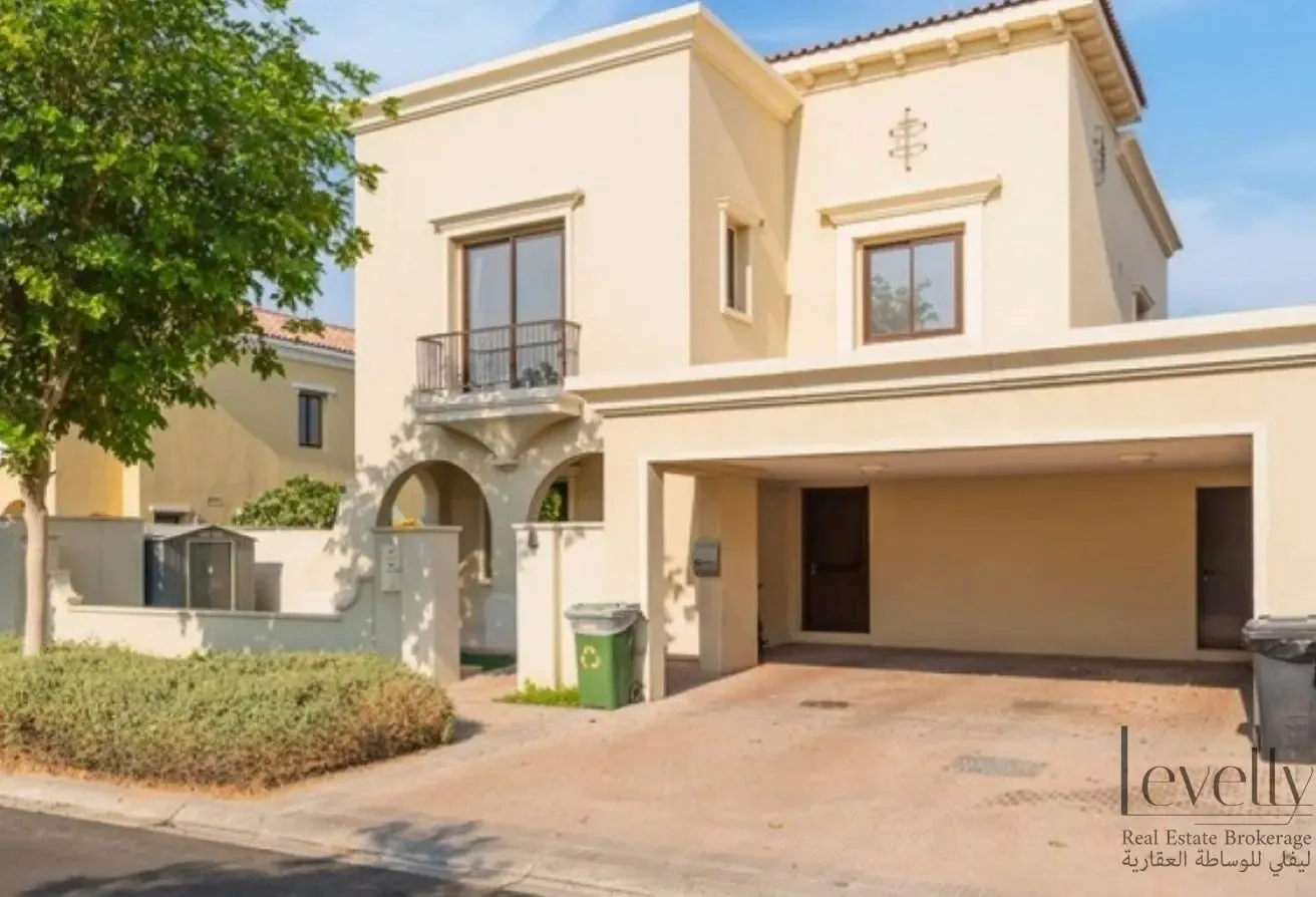 Luxury Villa |UnFurnished | Private Garden