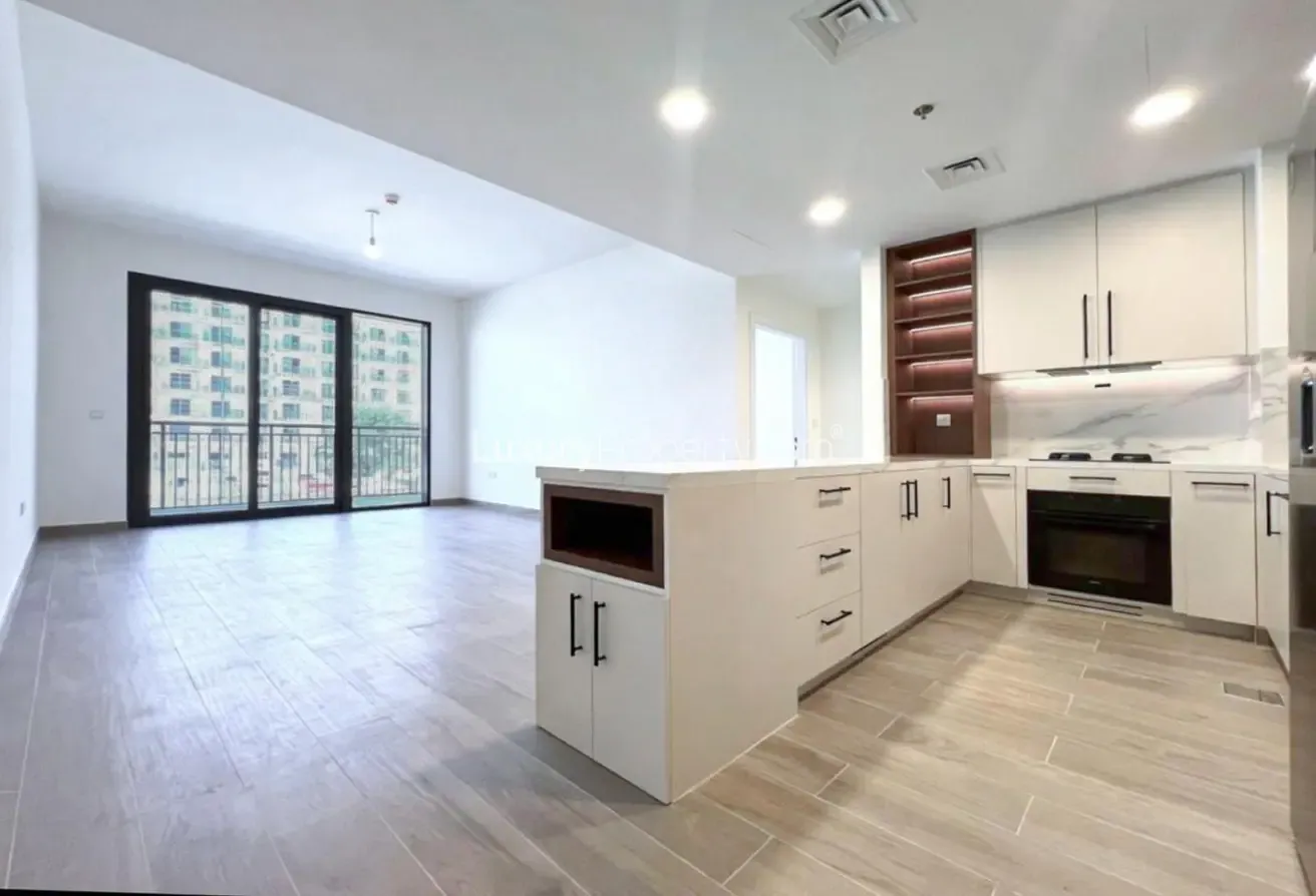Brand New | High Floor | Ready to view
