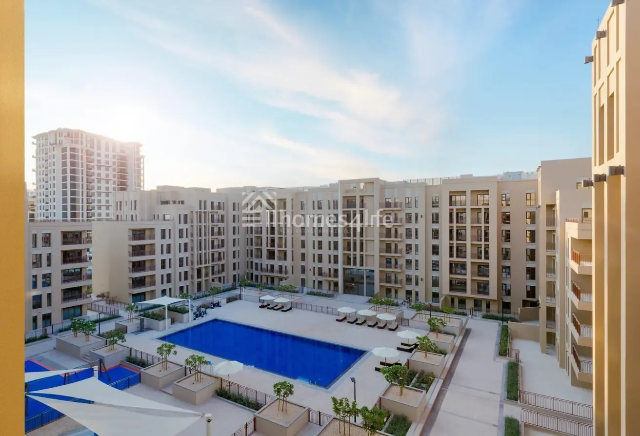 Pool View | Vacant | 1 Bedroom