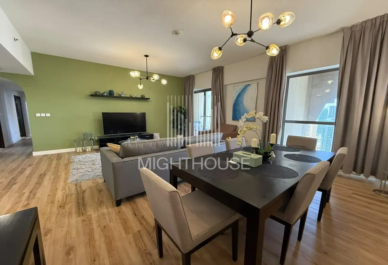 Spacious 2BR | Marina & Canal View | Vacant