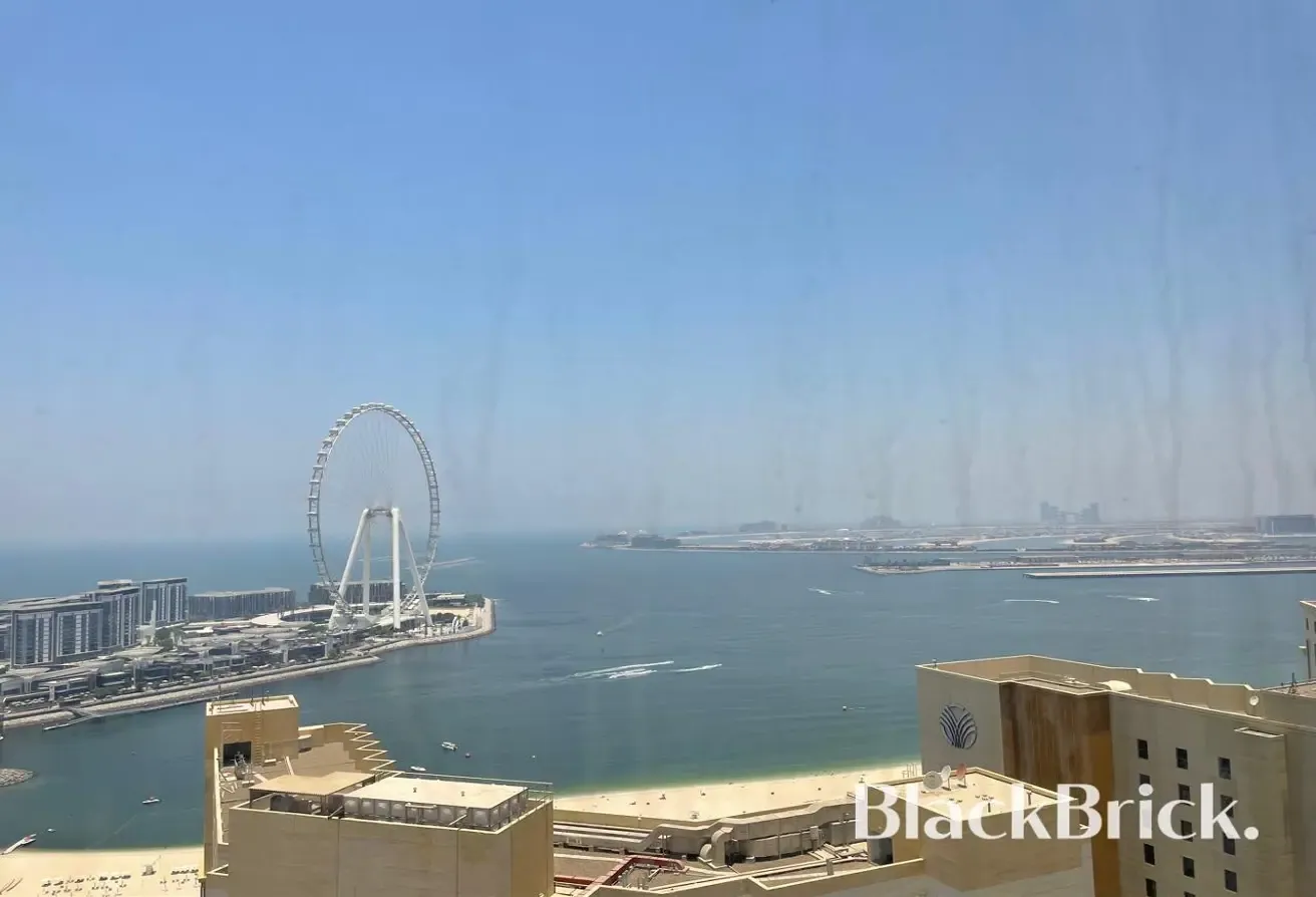 Fully Furnished and Upgraded | Sea View