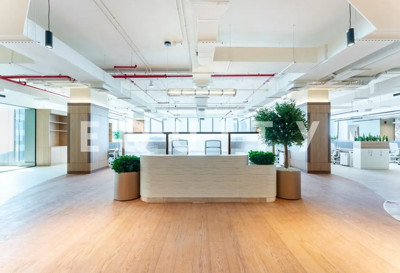 19 Parking Spaces | Turn Key | Close to Metro