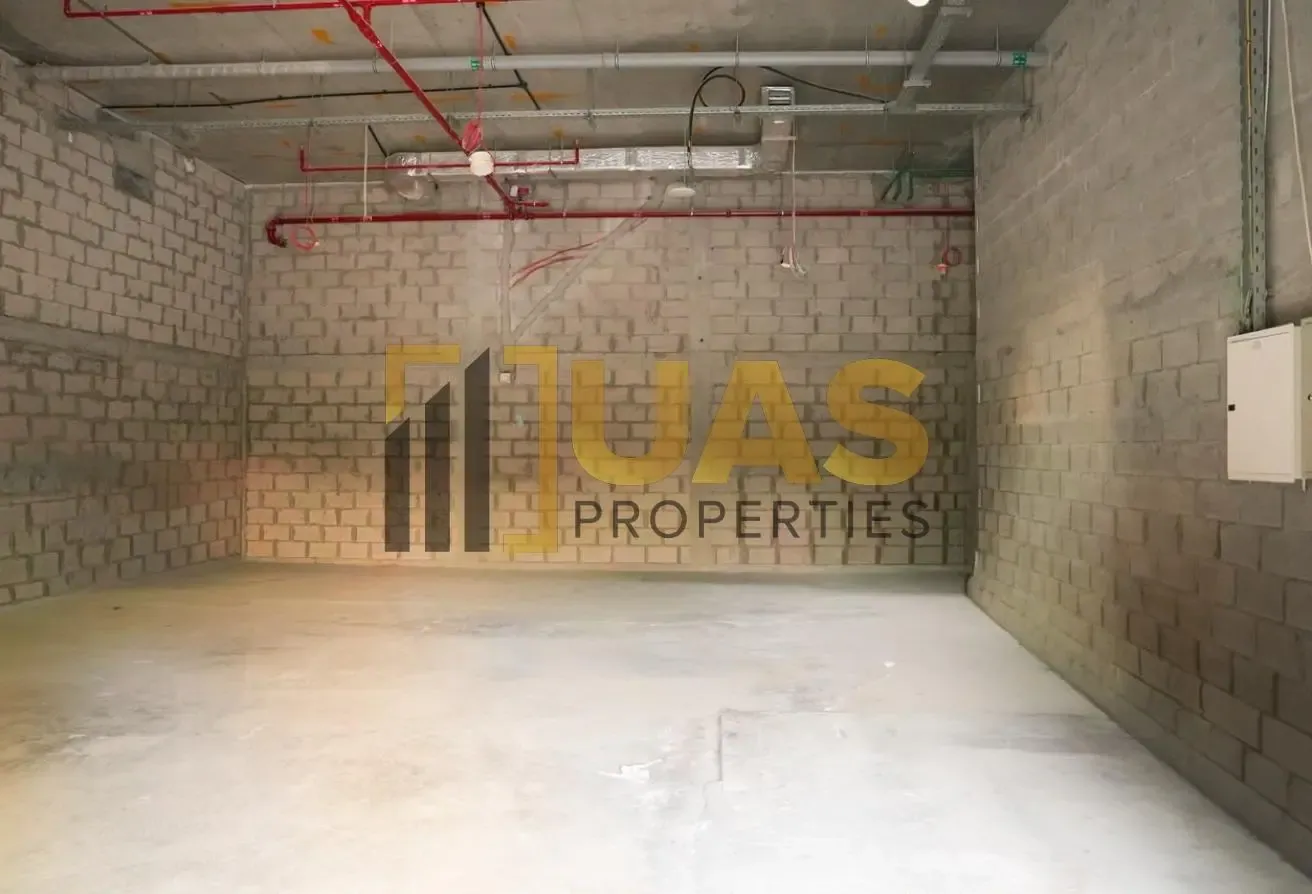 No Commission | Vacant Shop | Great Investment