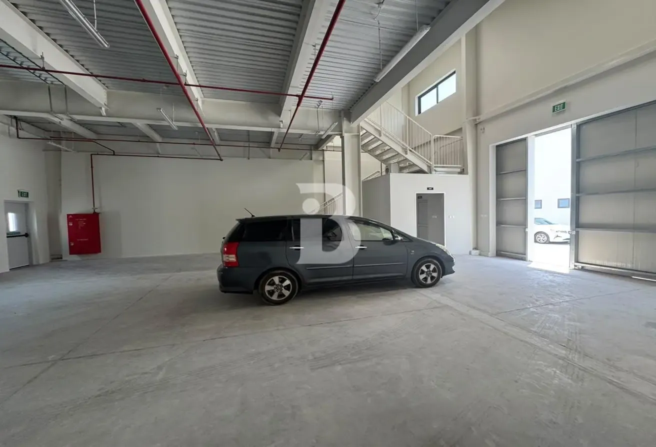 Premium Warehouse | Brand New | 38 KW