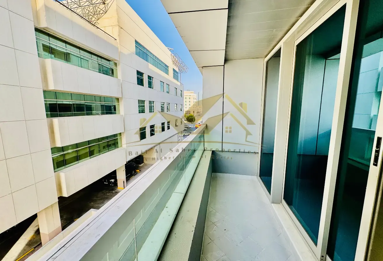 1 BR Apartment with Landmark View