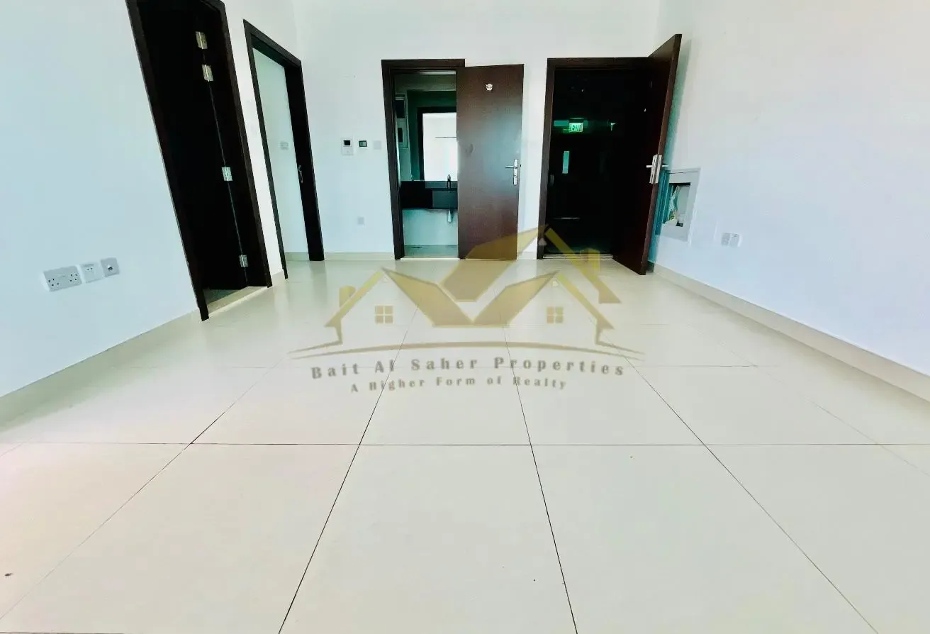 1 BR Apartment with Water Views in Al Satwa