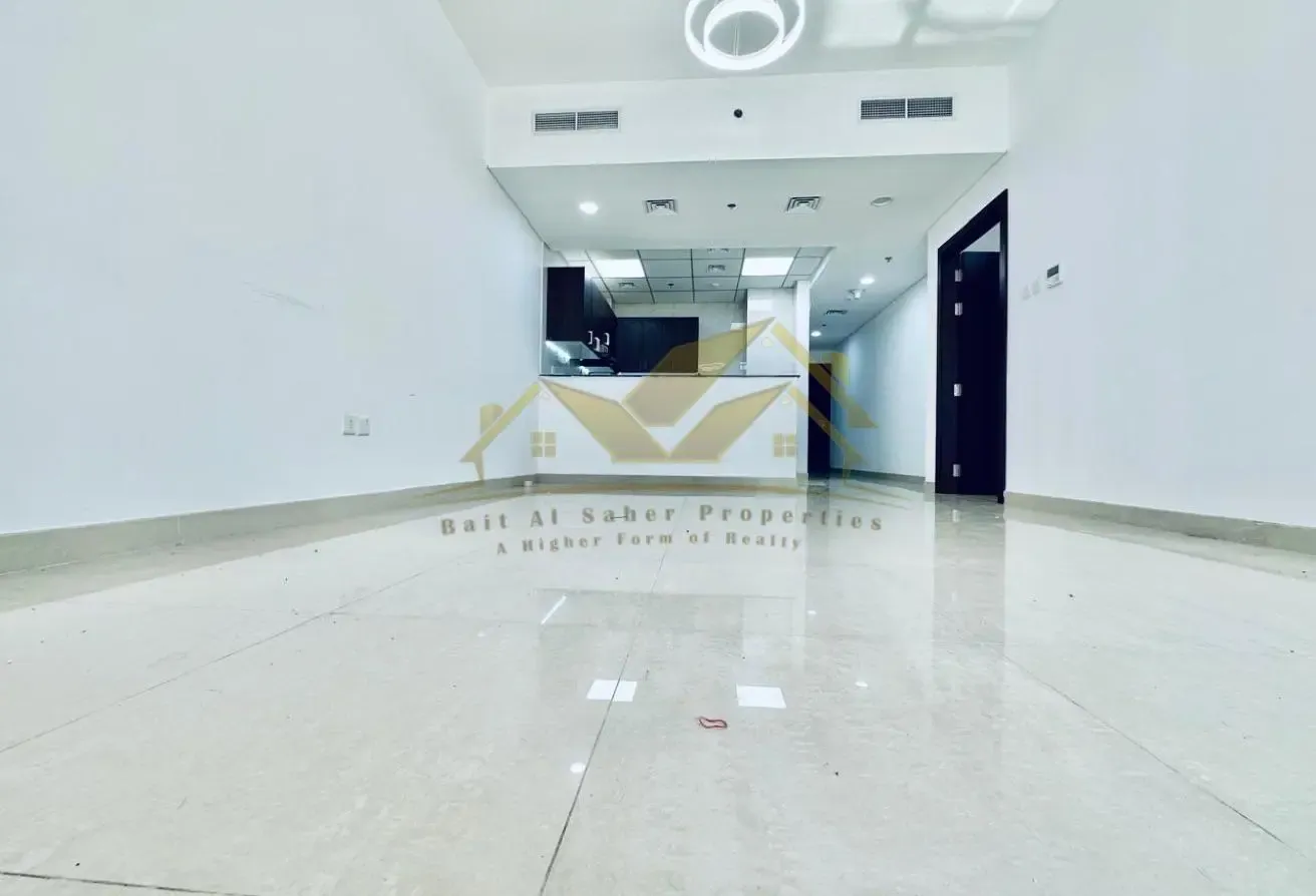 1 BR Apartment in Al Satwa with Covered Parking