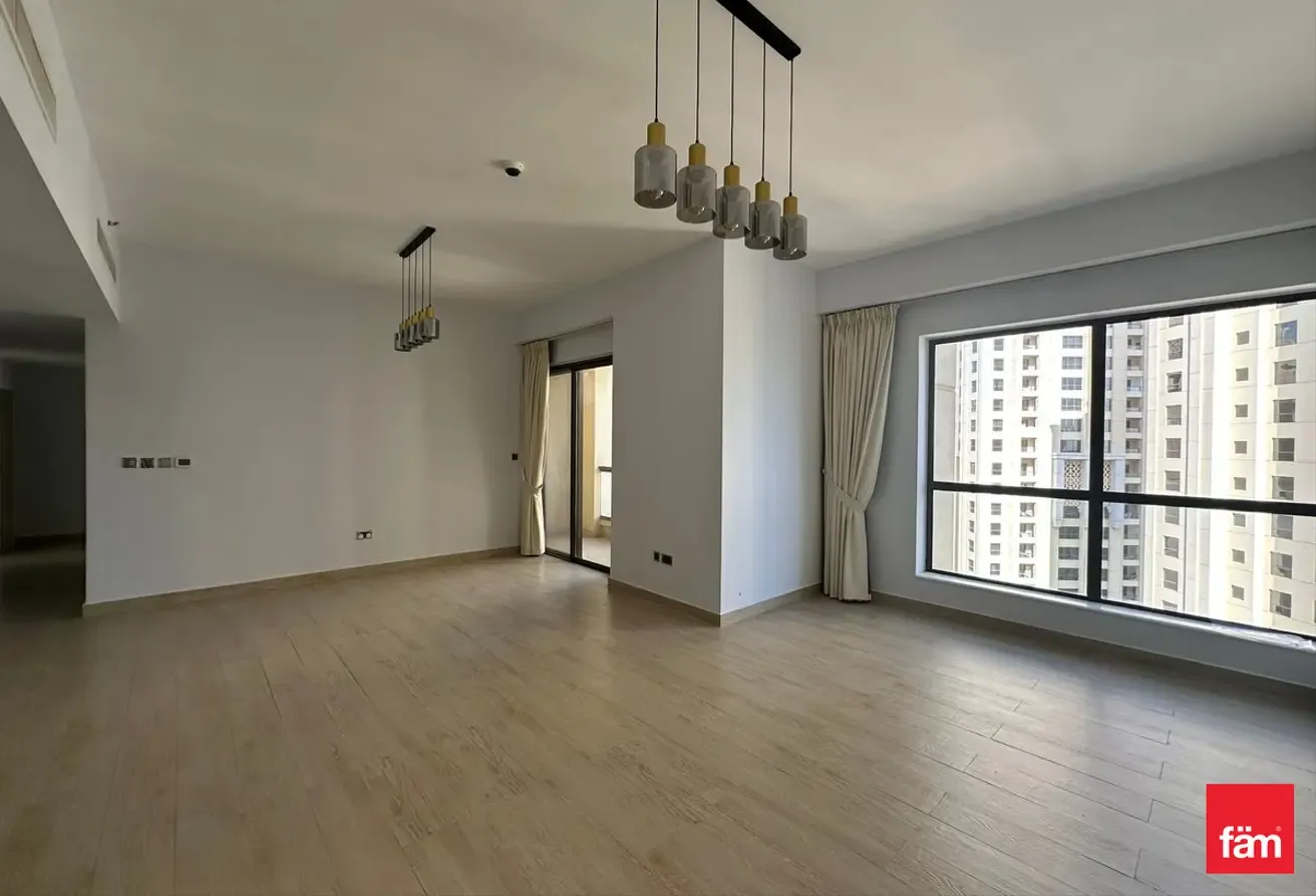 Spacious | Prime Location | High Floor | Exclusive