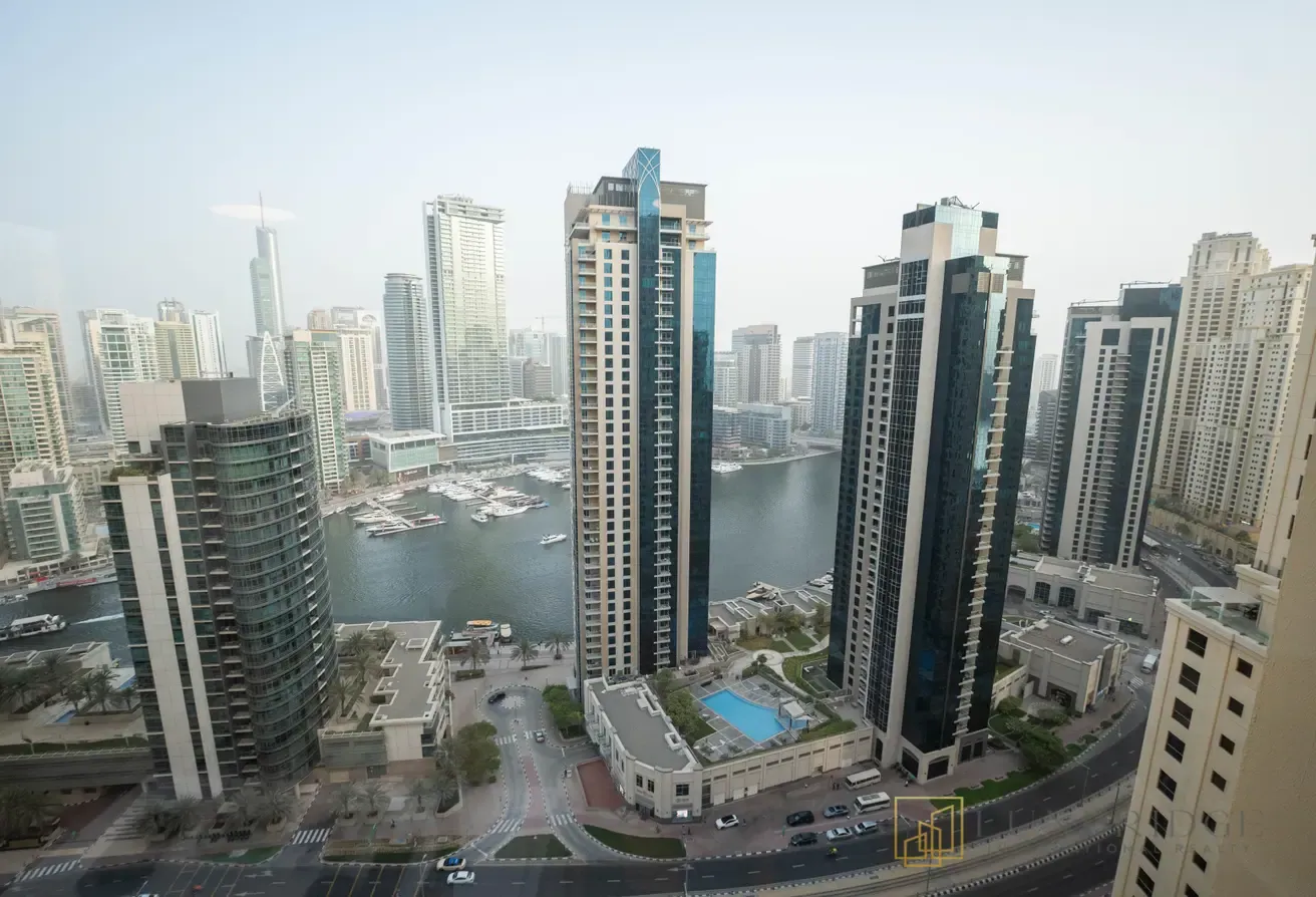 Spacious Layout | Marina View | VOT