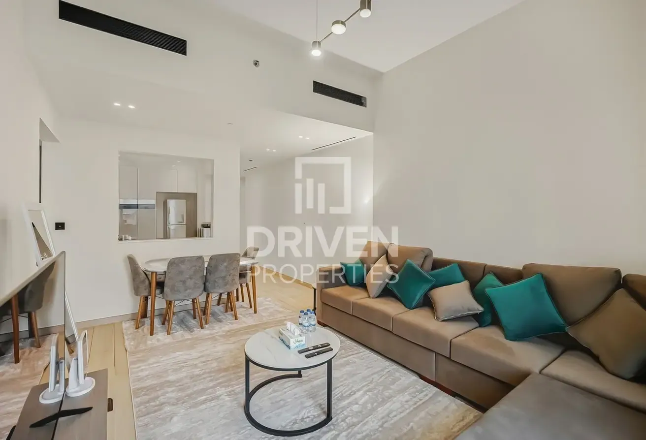 Bright Apt | Fully Furnished | Opportunity Deal