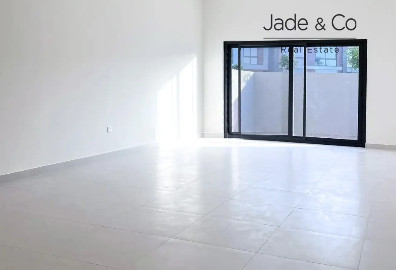 Community Expert | Spacious 4BR | Ready to Move
