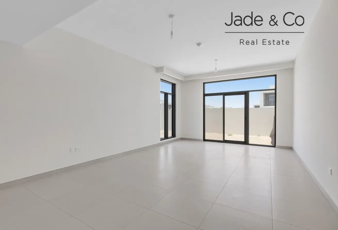 Community Expert | Single Row | Genuine listing
