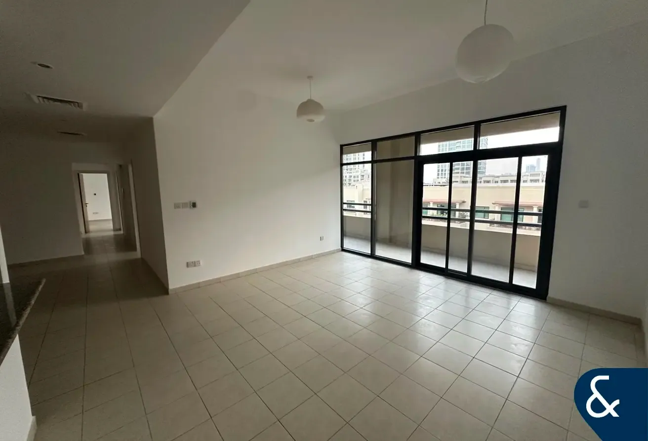 Three Beds | Chiller Free | Large Balcony