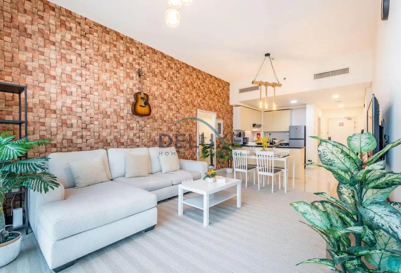 FULLY FURNISHED | PRIME AREA | PARK VIEW