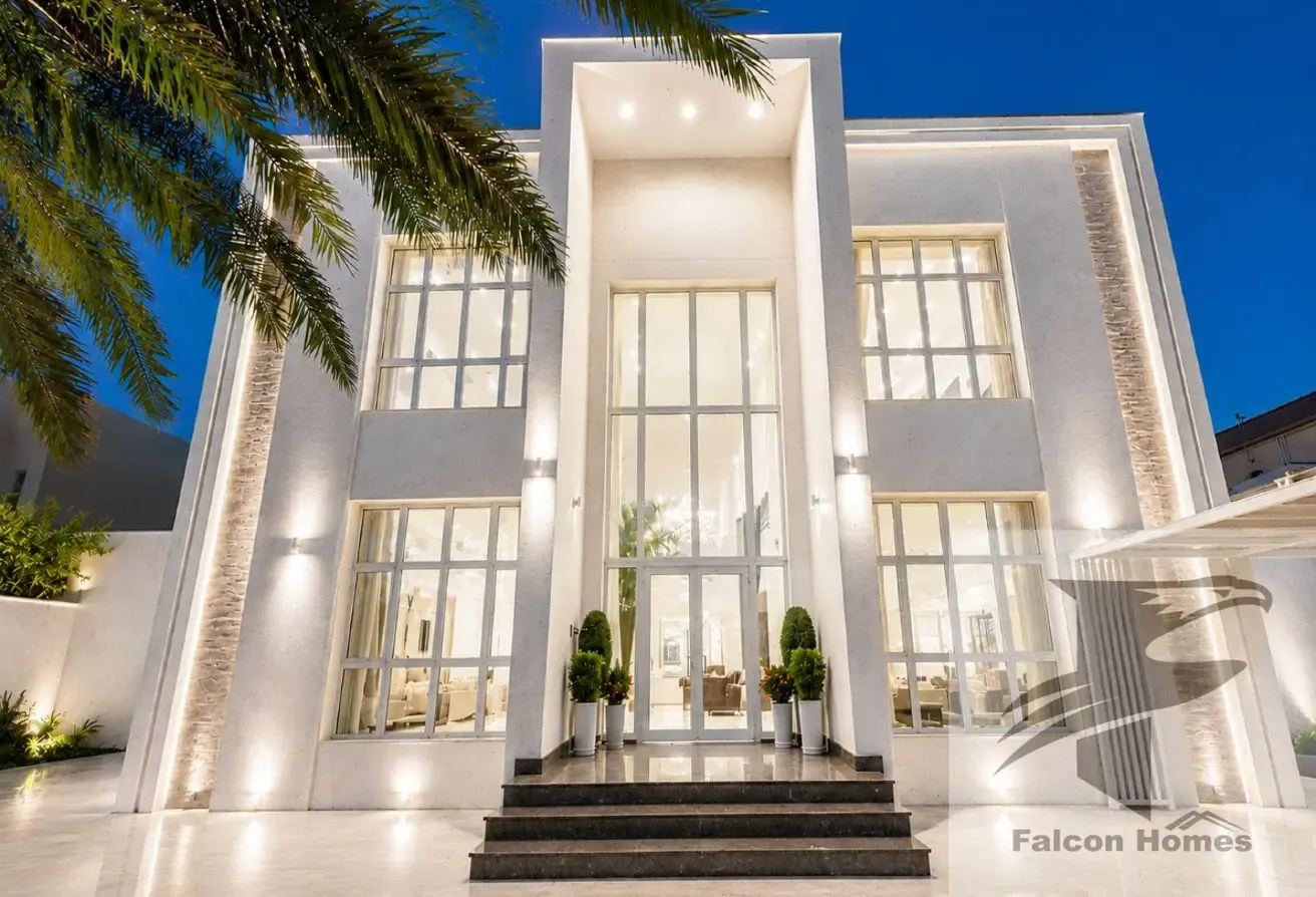 Well-Maintained | 6BR Villa | Prime Location
